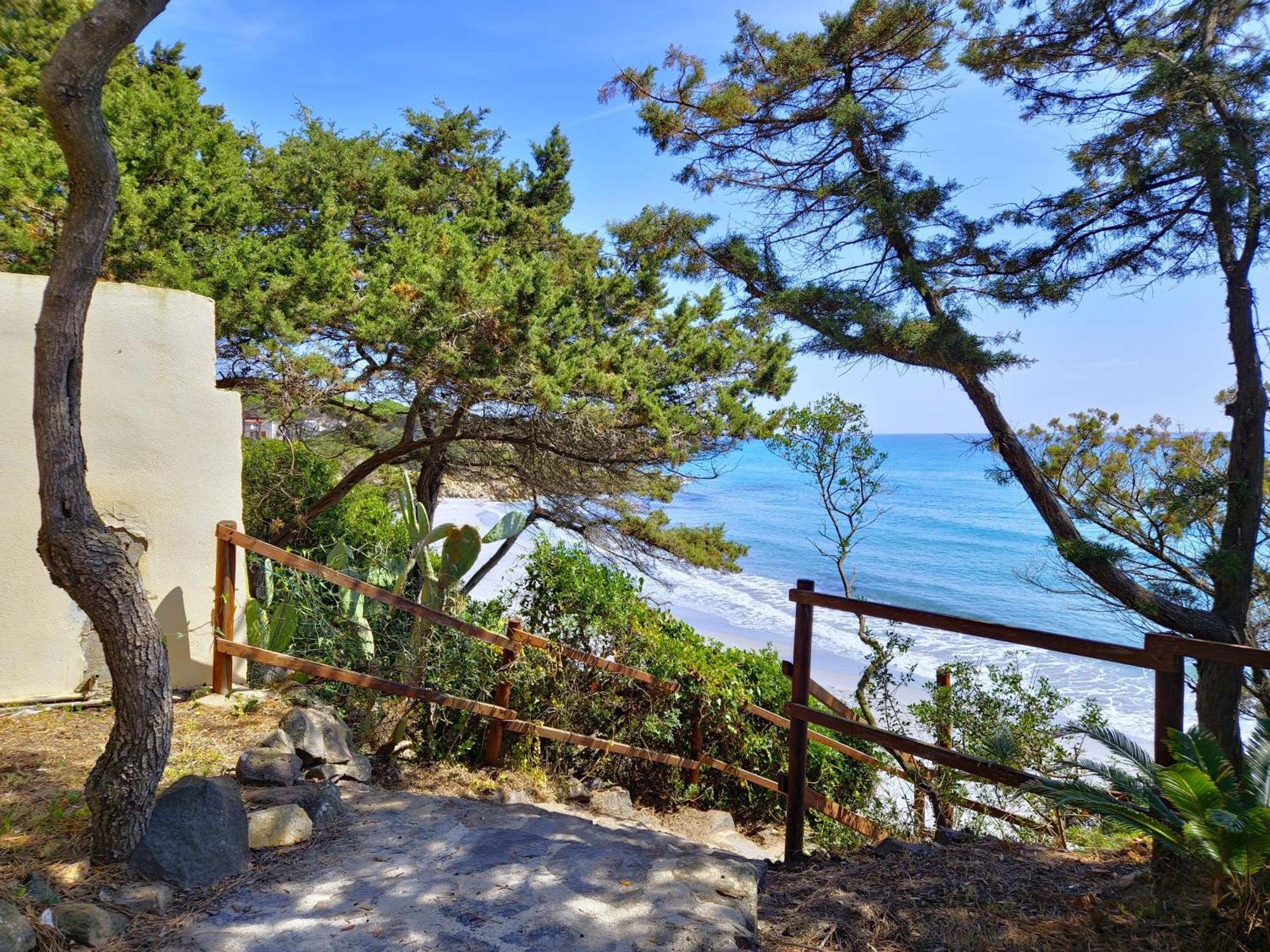 Villa Papiyon - Accesso Privato Alla Spiaggia Cala Liberotto Eksteriør bilde