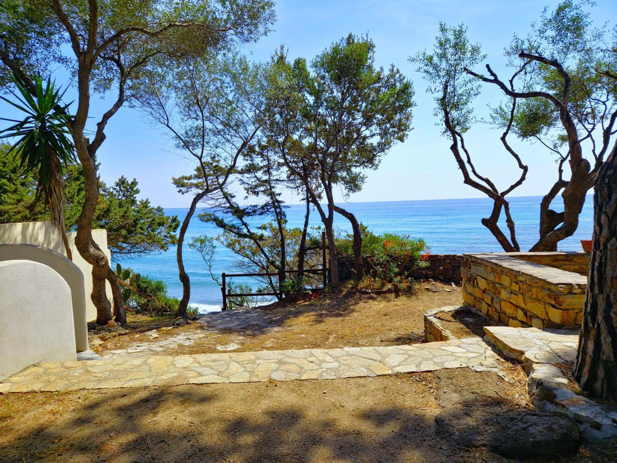 Villa Papiyon - Accesso Privato Alla Spiaggia Cala Liberotto Eksteriør bilde